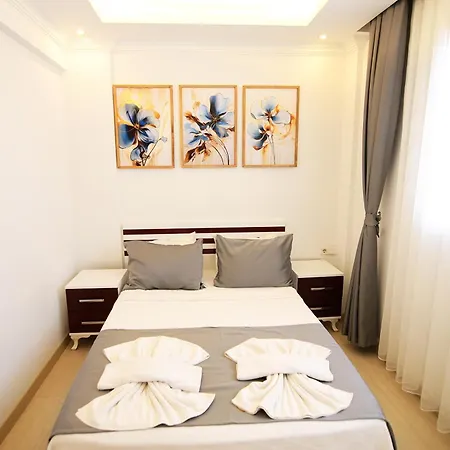Apart Otel Royalis 3*