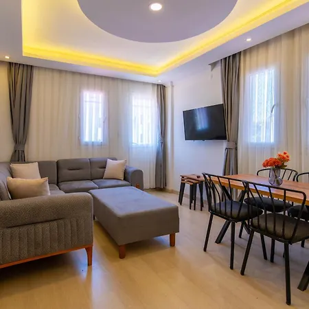 Royalis Appart hôtel 3*