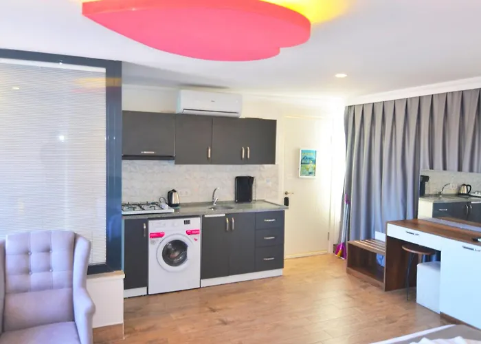 Apart Otel Royalis 4*