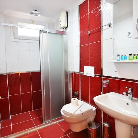 Royalis Aparthotel 4*